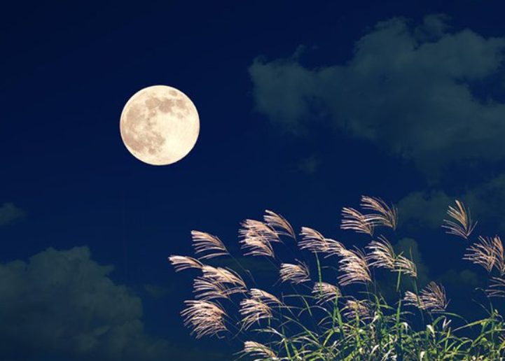 The Moon is Beautiful Isn'T It: Discover the Enchanting Power of Lunar Beauty